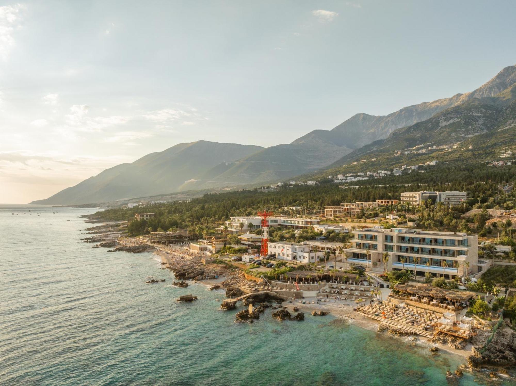 Beyond A Luxury Boutique Hotel Dhërmi Kültér fotó