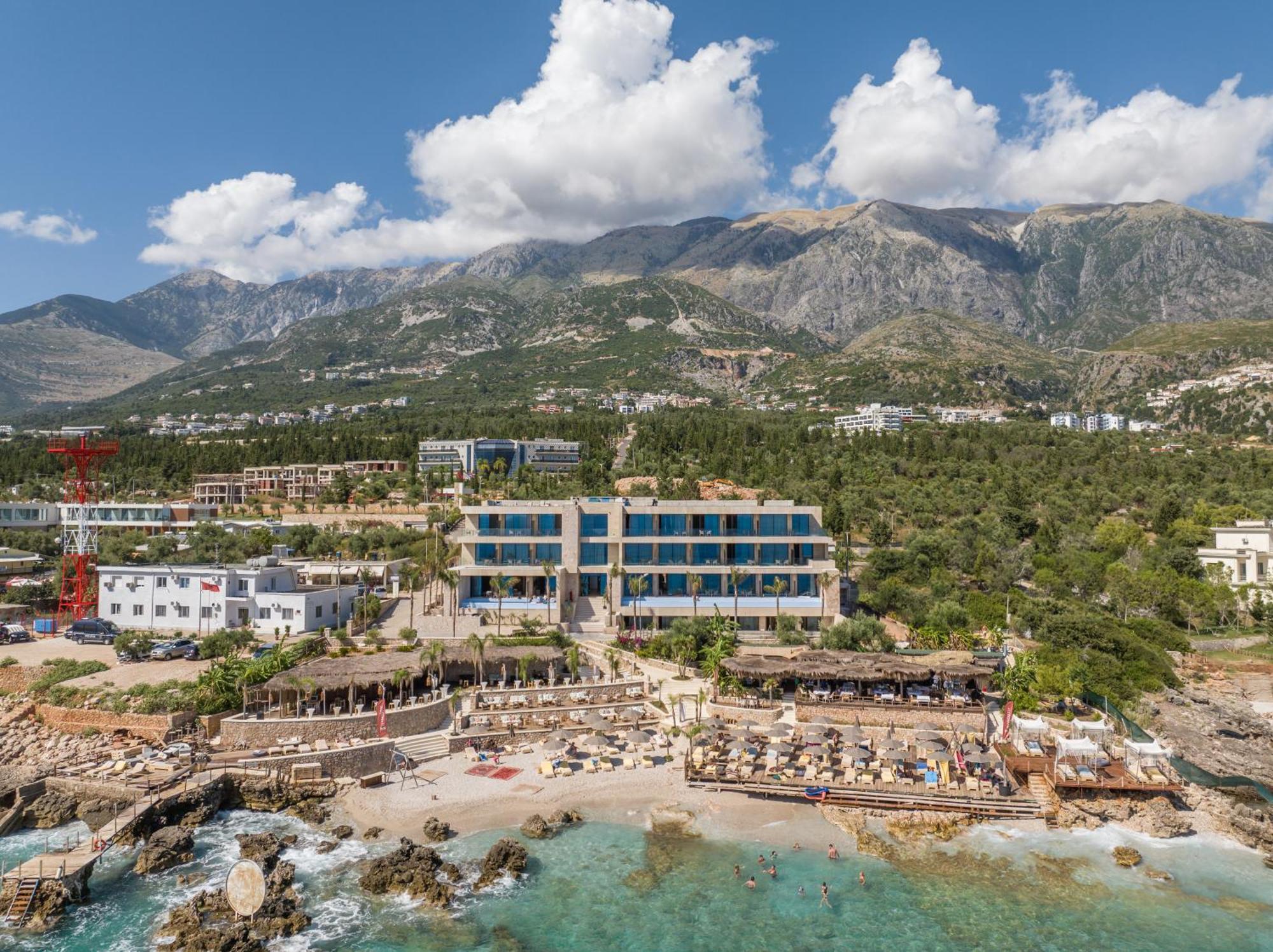 Beyond A Luxury Boutique Hotel Dhërmi Kültér fotó