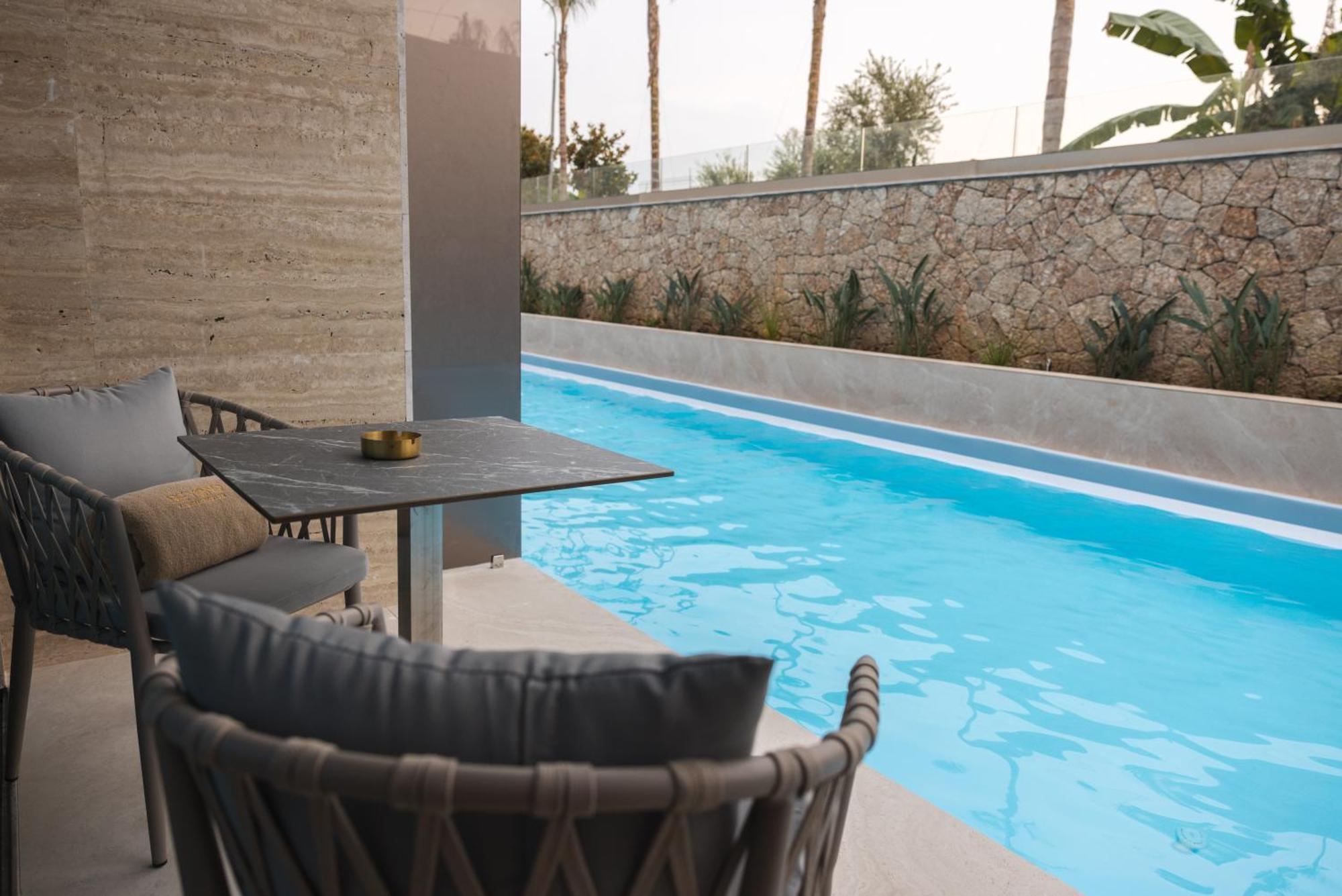 Beyond A Luxury Boutique Hotel Dhërmi Kültér fotó
