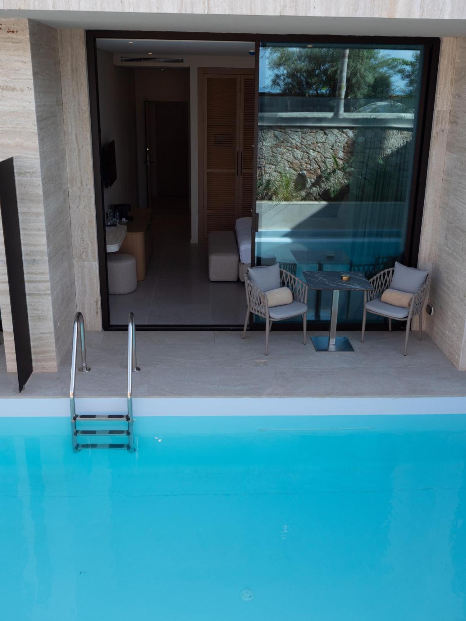 Beyond A Luxury Boutique Hotel Dhërmi Kültér fotó
